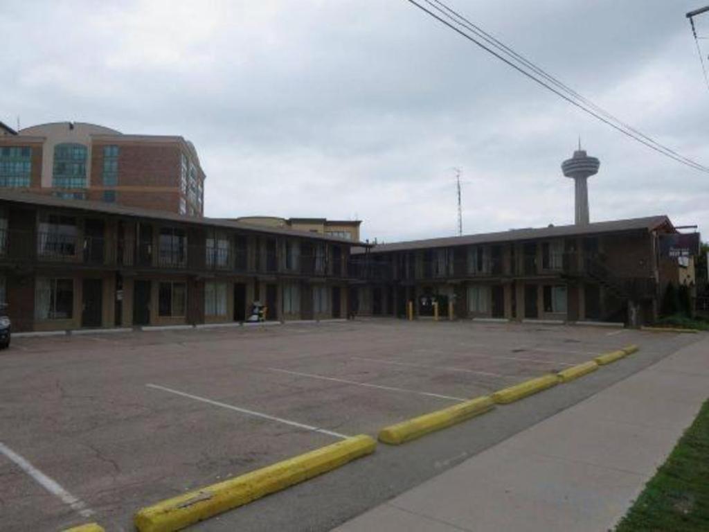 Niagara's Best Inn