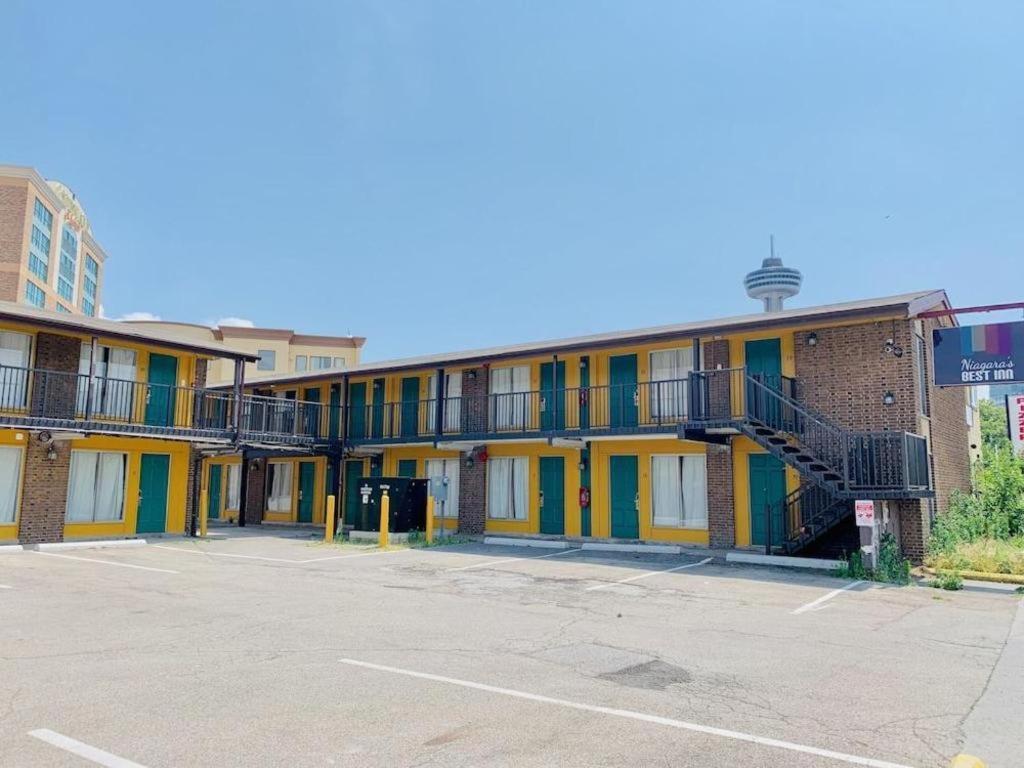Niagara's Best Inn *